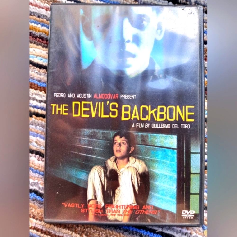 The Devil's Backbone DVD